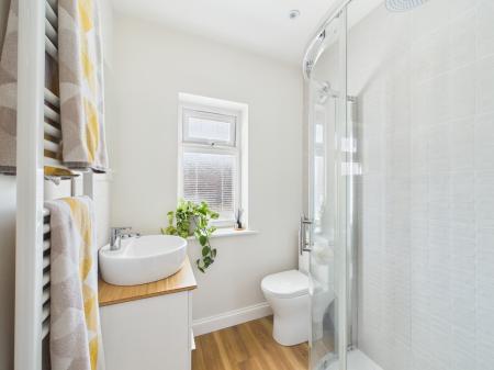 4 bedroom Detached house for sale in City Road, Tilehurst, Reading, RG31