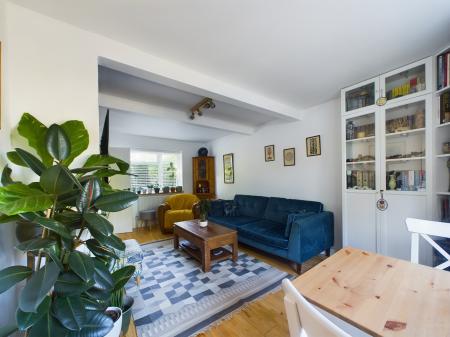 2 bedroom Semi-detached house for sale in Clarence Way, Calcot, Reading, RG31