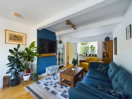 2 bedroom Semi-detached house for sale in Clarence Way, Calcot, Reading, RG31