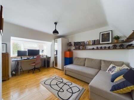 2 bedroom Semi-detached house for sale in Clarence Way, Calcot, Reading, RG31