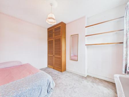 2 bedroom Semi-detached house for sale in Victoria Road, Tilehurst, Reading, RG31