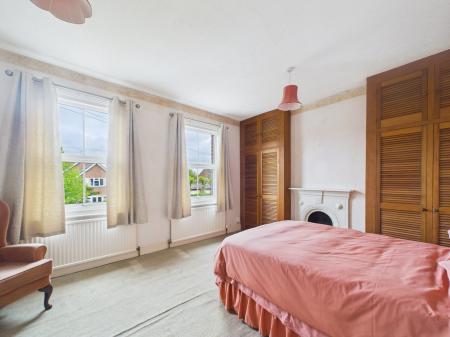 2 bedroom Semi-detached house for sale in Victoria Road, Tilehurst, Reading, RG31