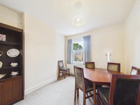 2 bedroom Semi-detached house for sale in Victoria Road, Tilehurst, Reading, RG31