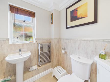 4 bedroom Detached house for sale in Fairway Avenue, Tilehurst, Reading, RG30