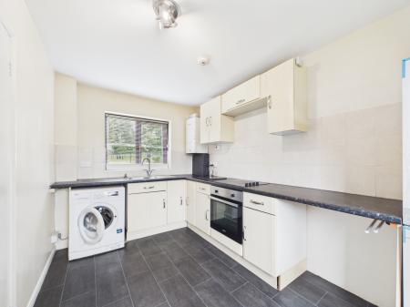 2 bedroom Terraced House for sale in August End, West Reading, Reading, RG30