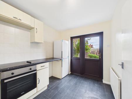 2 bedroom Terraced House for sale in August End, West Reading, Reading, RG30