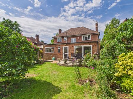 3 bedroom Detached house for sale in Wychwood Crescent, Earley, Reading, RG6