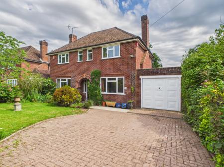 Wychwood Crescent, Earley, Reading, RG6