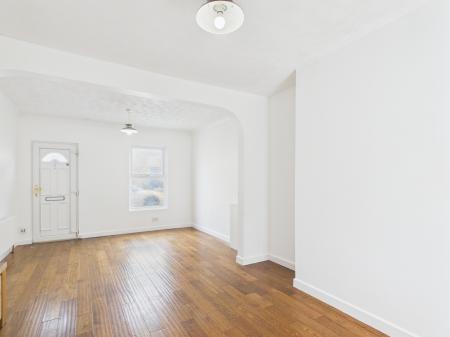 2 bedroom Terraced House to let in Little Street, Reading, RG1
