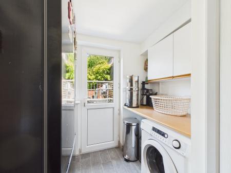 3 bedroom Semi-detached house for sale in Elmstone Drive, Tilehurst, Reading, RG31
