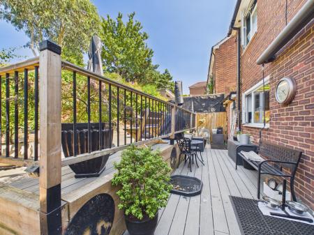 3 bedroom Semi-detached house for sale in Elmstone Drive, Tilehurst, Reading, RG31