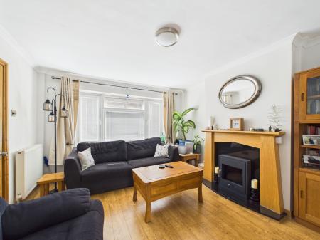 3 bedroom Semi-detached house for sale in Elmstone Drive, Tilehurst, Reading, RG31