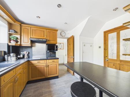 3 bedroom Semi-detached house for sale in Elmstone Drive, Tilehurst, Reading, RG31