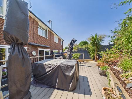 3 bedroom Semi-detached house for sale in Elmstone Drive, Tilehurst, Reading, RG31