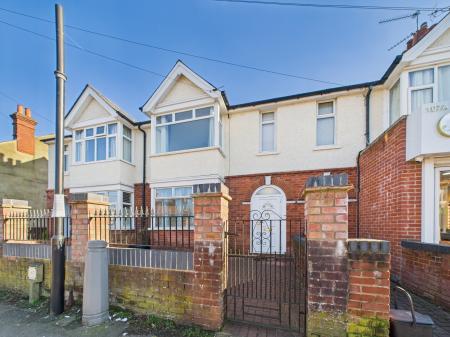 School Road, Tilehurst, RG31