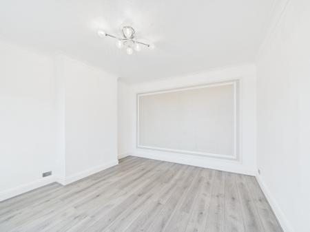3 bedroom Terraced House to let in School Road, Tilehurst, RG31