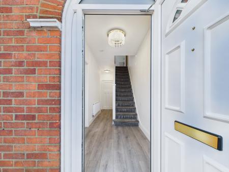 3 bedroom Terraced House to let in School Road, Tilehurst, RG31