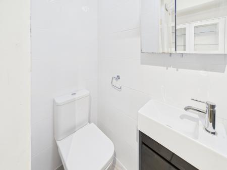 3 bedroom Terraced House to let in School Road, Tilehurst, RG31