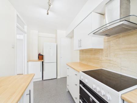 1 bedroom Flat for sale in Josephine Court, Southcote, Reading, RG30