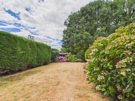 4 bedroom Semi-detached house for sale in Underwood Road, Southcote, Reading, RG30