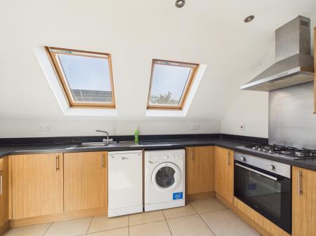 2 bedroom Flat to let in 644 Oxford Road, Reading, RG30