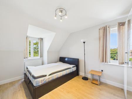 2 bedroom Flat to let in 644 Oxford Road, Reading, RG30