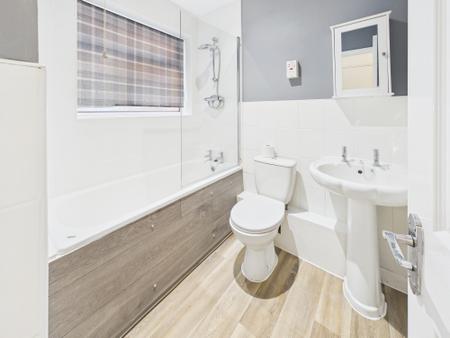 2 bedroom Maisonette for sale in Lower Elmstone Drive, Tilehurst, Reading, RG31
