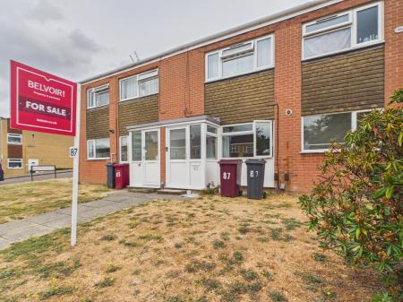2 bedroom Maisonette for sale in Lower Elmstone Drive, Tilehurst, Reading, RG31
