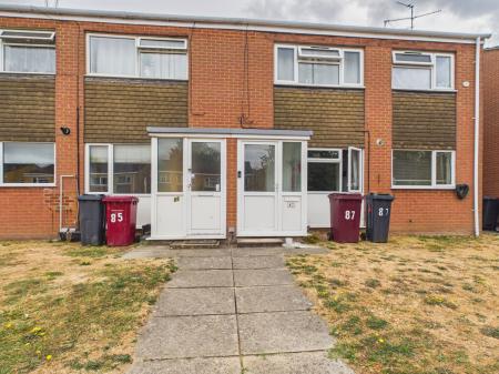 2 bedroom Maisonette for sale in Lower Elmstone Drive, Tilehurst, Reading, RG31