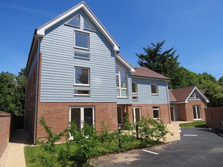 Enterprise Court, Reading, Reading, RG8