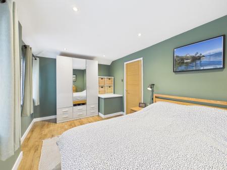 2 bedroom Semi-detached house for sale in Fairford Road, Tilehurst, Reading, RG31
