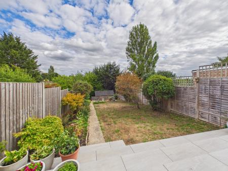 2 bedroom Semi-detached house for sale in Fairford Road, Tilehurst, Reading, RG31