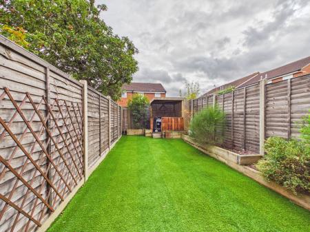 2 bedroom Town house for sale in Minton Close, Tilehurst, Reading, RG30
