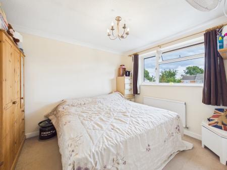 3 bedroom Semi-detached house for sale in Ashwood Close, Tilehurst, Reading, RG31