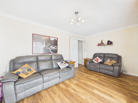 3 bedroom Semi-detached house for sale in Ashwood Close, Tilehurst, Reading, RG31