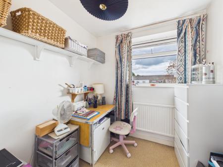3 bedroom Semi-detached house for sale in Ashwood Close, Tilehurst, Reading, RG31