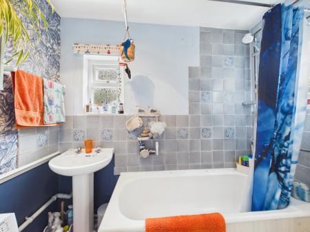 3 bedroom Terraced House for sale in Connaught Road, Reading, Reading, RG30