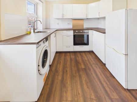 1 bedroom Semi-detached house to let in Rona Court, Reading, RG30