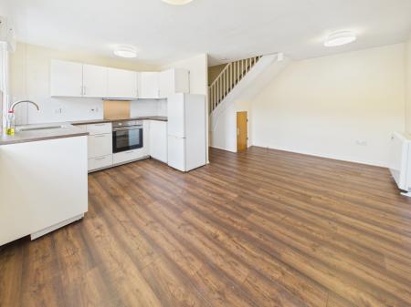 1 bedroom Semi-detached house to let in Rona Court, Reading, RG30
