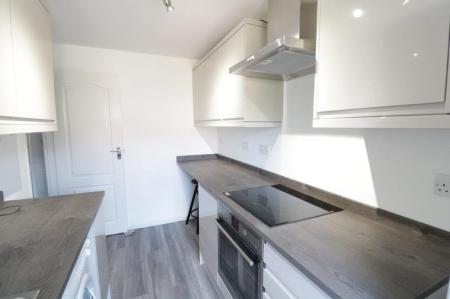 2 bedroom Flat to let in Canford Court, Reading, RG30