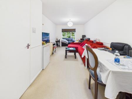 1 bedroom Flat to let in St Pauls Court
