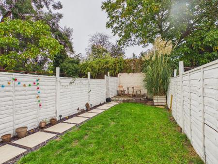 2 bedroom Terraced House for sale in Elm Park Road, West Reading, Reading, RG30