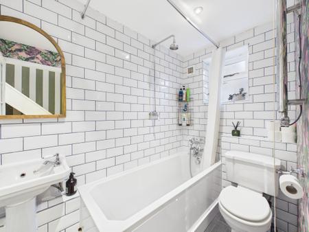 2 bedroom Cottage to let in Stable Cottage, Pangbourne, RG8