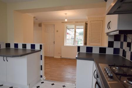 3 bedroom Semi-detached house to let in Eliot Way, Stafford, ST17