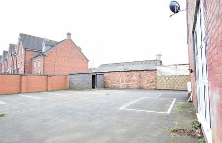 1 bedroom Flat to let in Marston Road, Stafford, ST16
