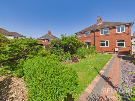 3 bedroom Semi-detached house for sale in Hollinshead Avenue, Newcastle Under Lyme, ST5