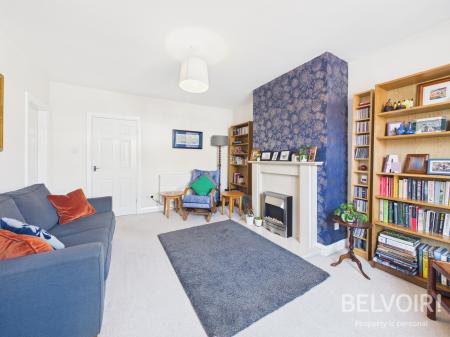 3 bedroom Semi-detached house for sale in Hollinshead Avenue, Newcastle Under Lyme, ST5