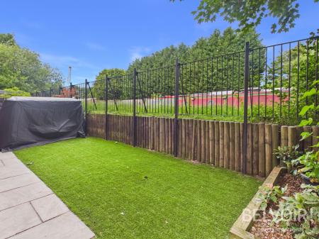 2 bedroom Flat for sale in Limelock Court, Stone, ST15