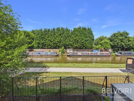 2 bedroom Flat for sale in Limelock Court, Newcastle Road, Stone, ST15