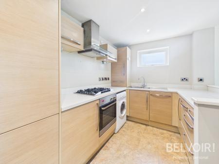 2 bedroom Flat for sale in Limelock Court, Newcastle Road, Stone, ST15